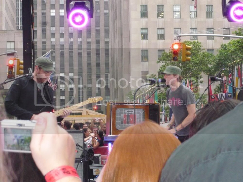 coldplaytodayshow032.jpg?t=1246022847