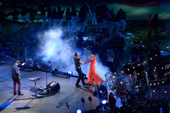Chris+Martin+2012+London+Paralympics+Closing+-eDZMWOmydLl.jpg