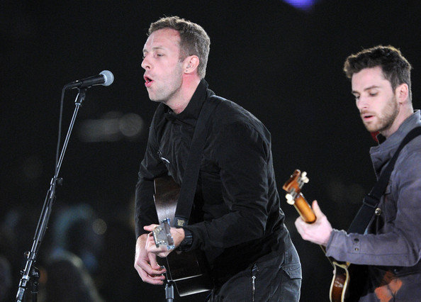 Chris+Martin+2012+MusiCares+Person+Year+Tribute+UzWKAq2_6T0l.jpg