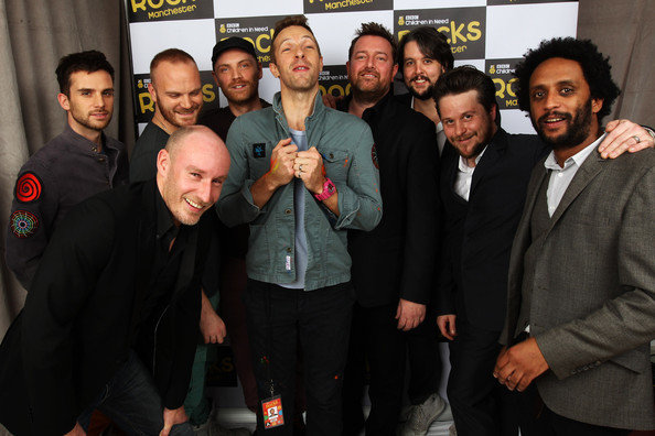 Chris+Martin+Children+Need+Rocks+Manchester+m1vtcRXbxb1l.jpg