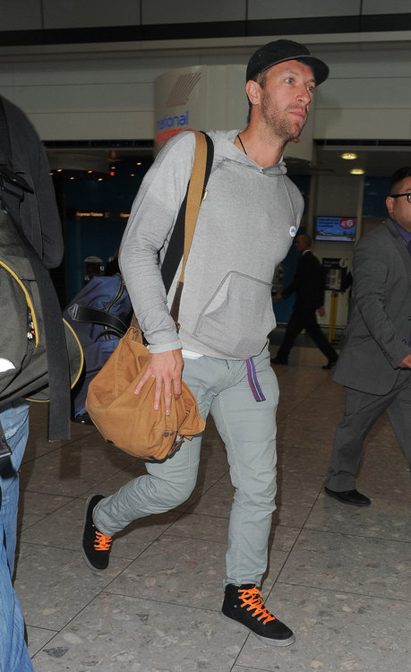 Chris+Martin+Chris+Martin+Arrives+London+tpE_sInxhORx.jpg