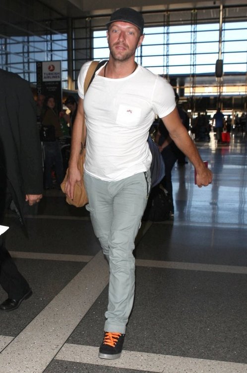 Chris+Martin+Chris+Martin+Departing+Flight+_ZW7ffCFk6Tx.jpg