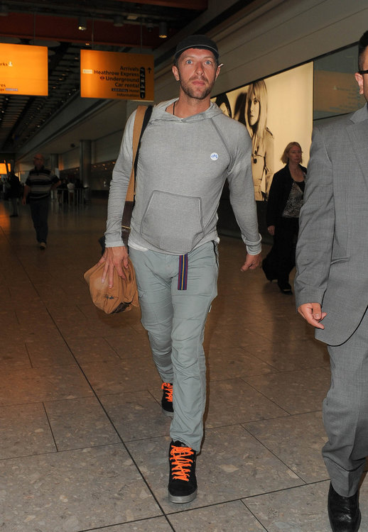 Chris+Martin+Chris+Martin+Arrives+London+EJ9Zj4_ZZtix.jpg