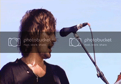 2005serge_kundera22.gif