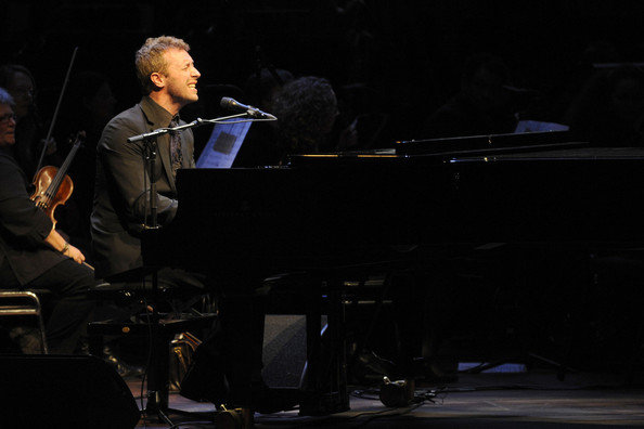 Chris+Martin+Chris+Martin+Performs+Amsterdam+cHCVRnca_bAl.jpg