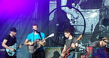 220px-Coldplay_Toronto_2011_Muchmusic.jpg