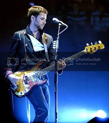 3453265_guy-coldplay1.jpg