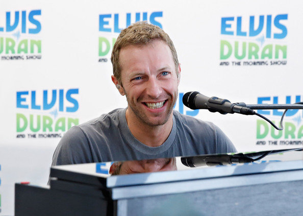Chris+Martin+Chris+Martin+Visits+Elvis+Duran+-hOEFcGLCXul.jpg