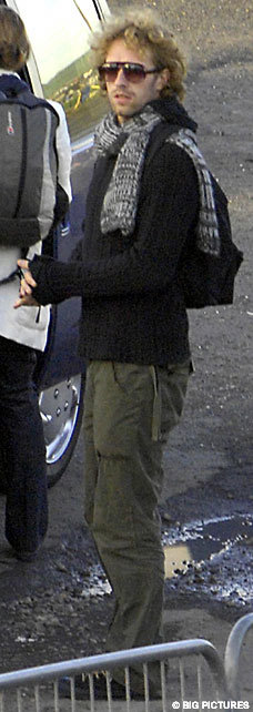 3ChrisMartinBIG_228x642.jpg