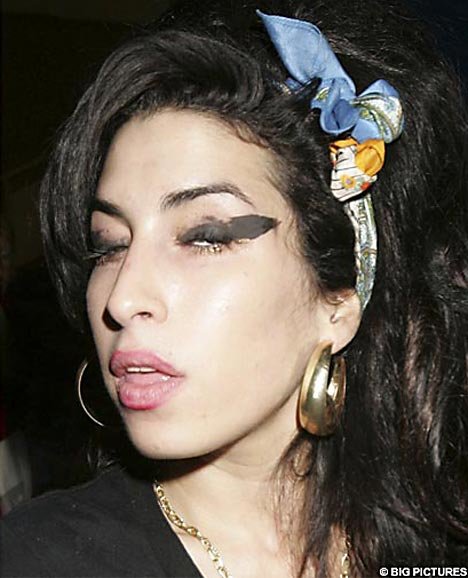 4AmyWineBIG_468x578.jpg
