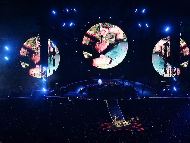 610150-coldplay-chris-martin-brisbane.jpg
