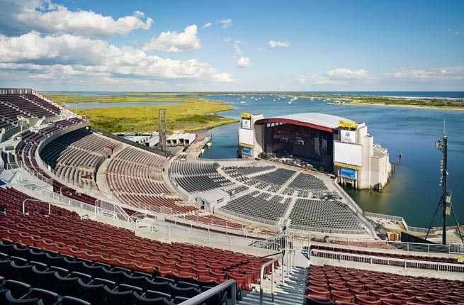 8-Nikon-at-Jones-Beach-Theater.jpg