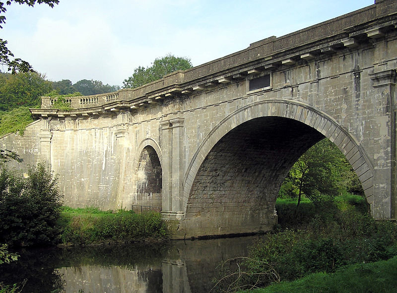 800px-Dundas.bridge.arp.jpg