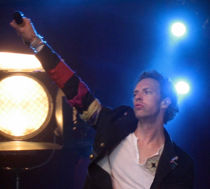 Chris-Martin-BBC-live.jpg