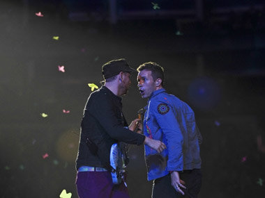 ChrisMartinJonnyBuckland_Coldplay_Reuters.jpg