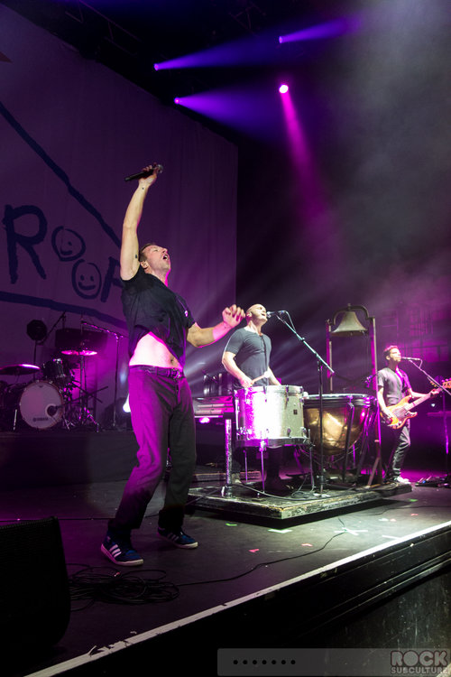 Coldplay-Kids-Company-Under-1-Roof-Concert-Review-Event-December-19-2013-Photos-Videos-174.jpg