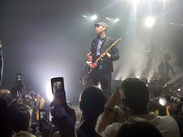 Coldplay-Viva-La-Vida-XY-72-Vintaage-Fender-Thinline-Guitar-Blacky-Stage-Studio-Used-Jonny-Buckland.jpg