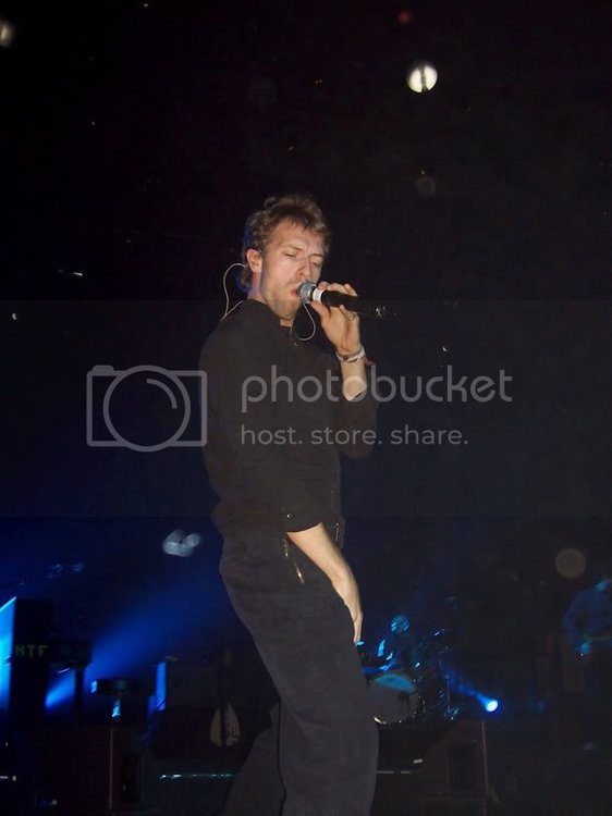 ColdplayNewcastle2005003.jpg