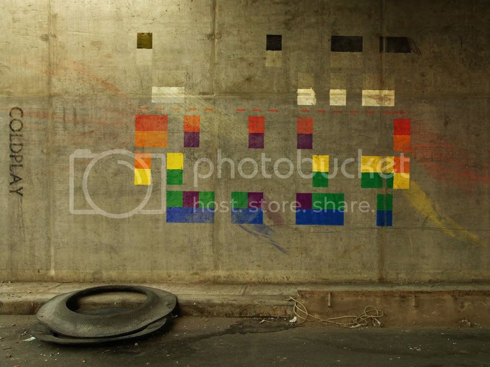 Coldplay_Graffiti_by_usedHONDA.jpg