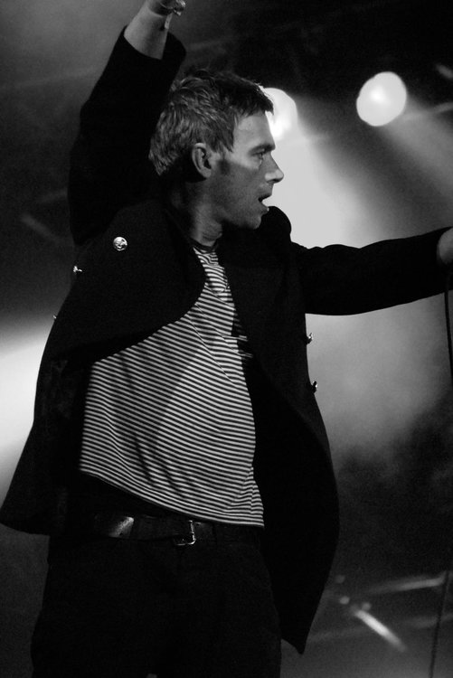 Damon_Albarn_3_by_discoworm.jpg
