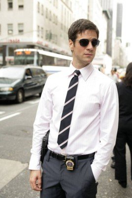Eddie-Cahill-picture-Z1G153490_b.jpg