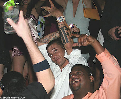 Federline1SPLASH_468x383.jpg