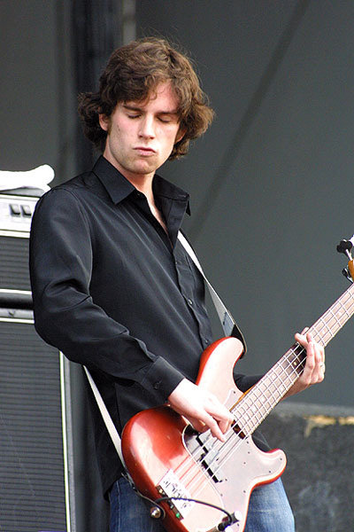 Guy-Berryman-coldplay-75063_400_600.jpg