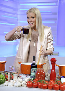 Gwyneth-Paltrow-on-Good-M-001.jpg