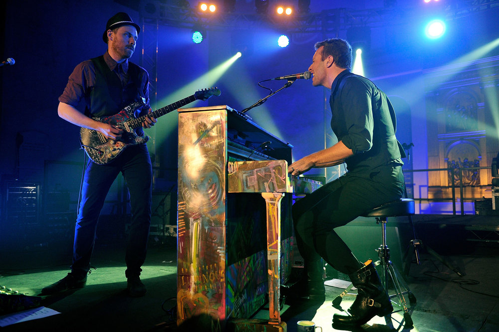 Mencap-s-Little-Noise-Sessions-November-24-2011-coldplay-27198182-2560-1703.jpg