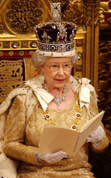 QueenL_228x366.jpg