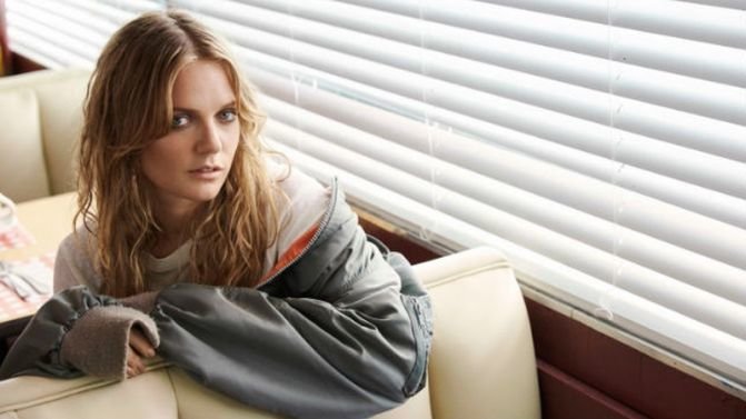 Tove-Lo-671x377.jpg