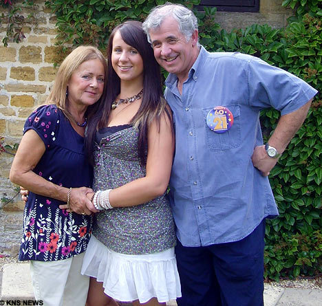 VickiJennyKNSNEWS_468x445.jpg
