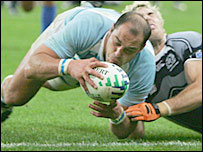 _44162477_longo203.jpg