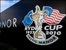 _47947022_firsttee_huw.jpg