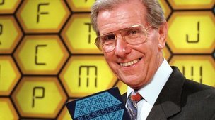 _57736916_holness_block_rex.jpg