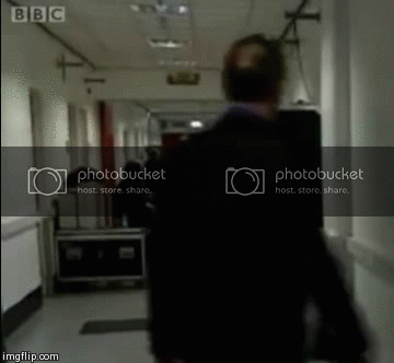 4t9xa_zpsdbd36a71.gif?t=1384530875