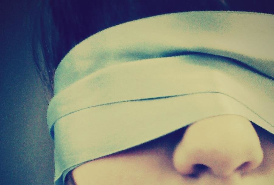 blinded_by_monstrousangel-d4x3ngw.jpg