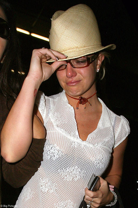 britneyBIG2209_468x706.jpg
