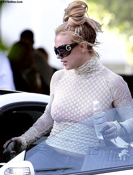 britneyX17LL_468x614.jpg