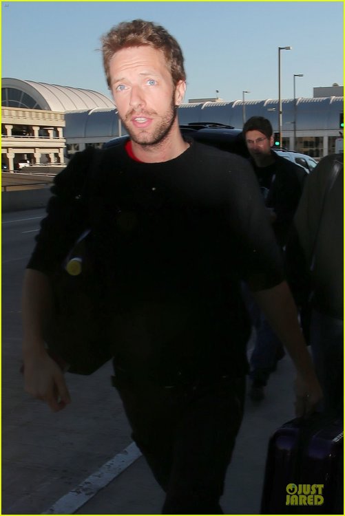 chris-martin-coldplay-nominated-for-two-brit-awards-02.jpg