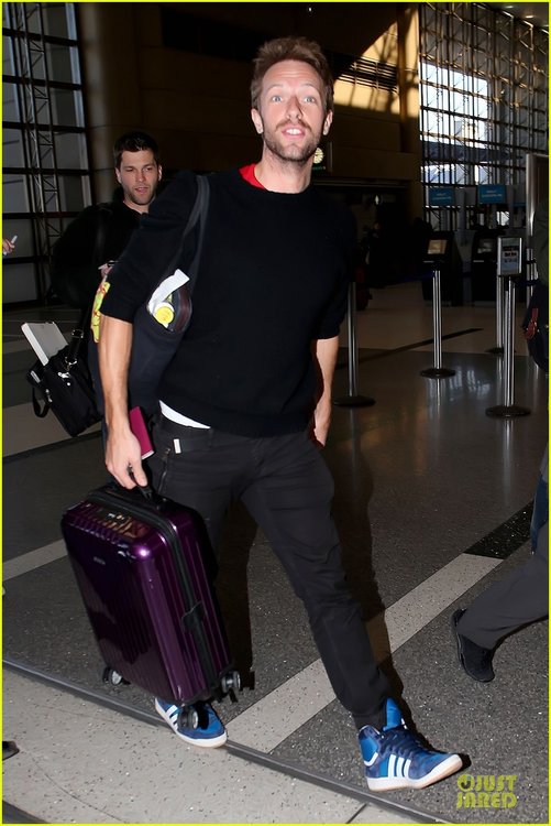 chris-martin-coldplay-nominated-for-two-brit-awards-12.jpg