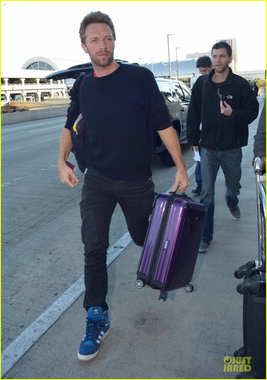 chris-martin-coldplay-nominated-for-two-brit-awards-20.jpg