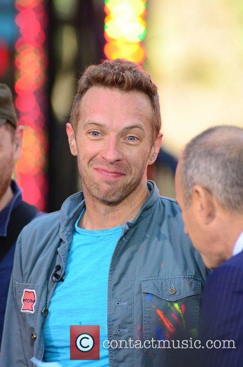 chris-martin-coldplay-performing-live-on-the_3568607.jpg