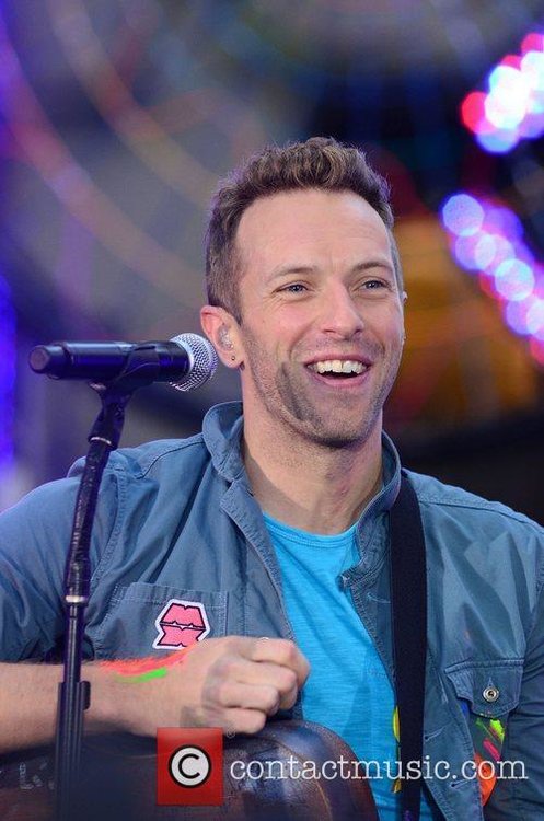 chris-martin-coldplay-performing-live-on-the_3568614.jpg