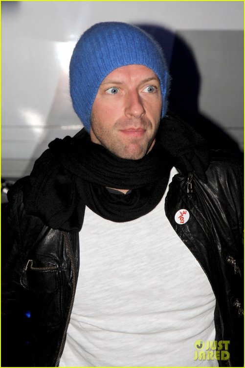 chris-martin-sky-full-of-stars-03.jpg