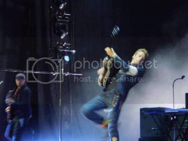 chrisguitarinair.jpg
