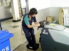 cleaning2801_228x170.jpg