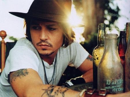 clemded-vip-blog-com-902668johnny_deep_mexicanos.jpg