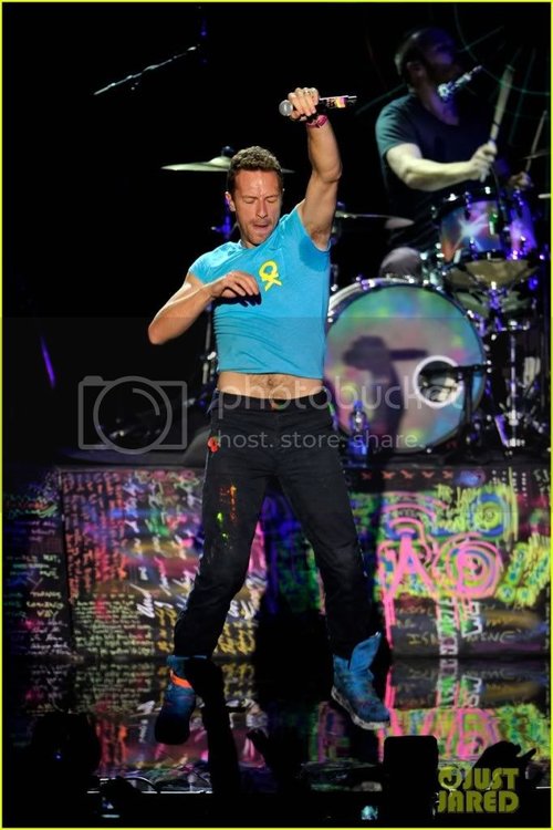coldplay-2011-mtv-emas-11.jpg