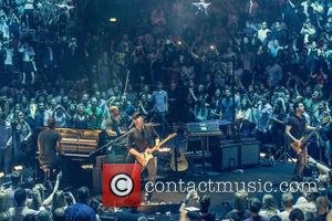 coldplay-coldplay-performing-live-in-concert_4269875.jpg